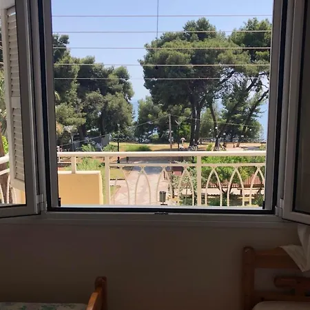 Tsatsalmas With Sea View Appartamento *