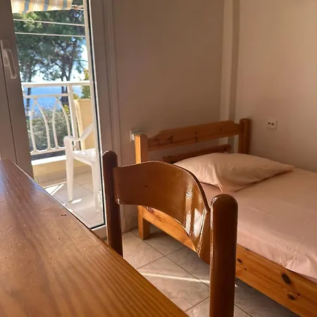 Tsatsalmas With Sea View Apartment *